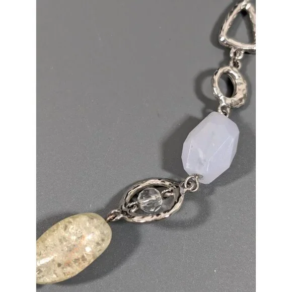 Lia Sophia Green Glass Hammered Silver Tone Triangle Cord Necklace 21 in - Picture 3 of 9